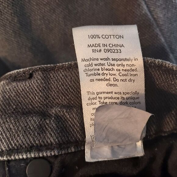 PacSun Distressed Crop Jeans Button Fly Womens Size 26 Black Ripped Fringe - Picture 13 of 16